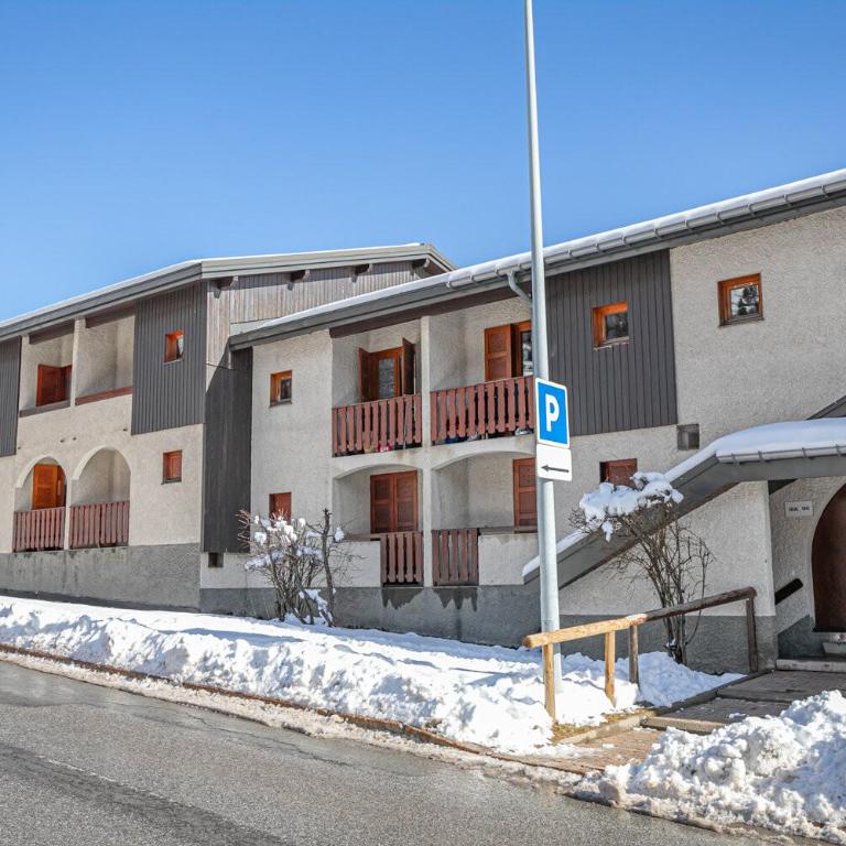 Résidence Saint Sebastien - En étage avec une vue dégagée sur les montagnes. MAE-1133 - Monolocale - 8