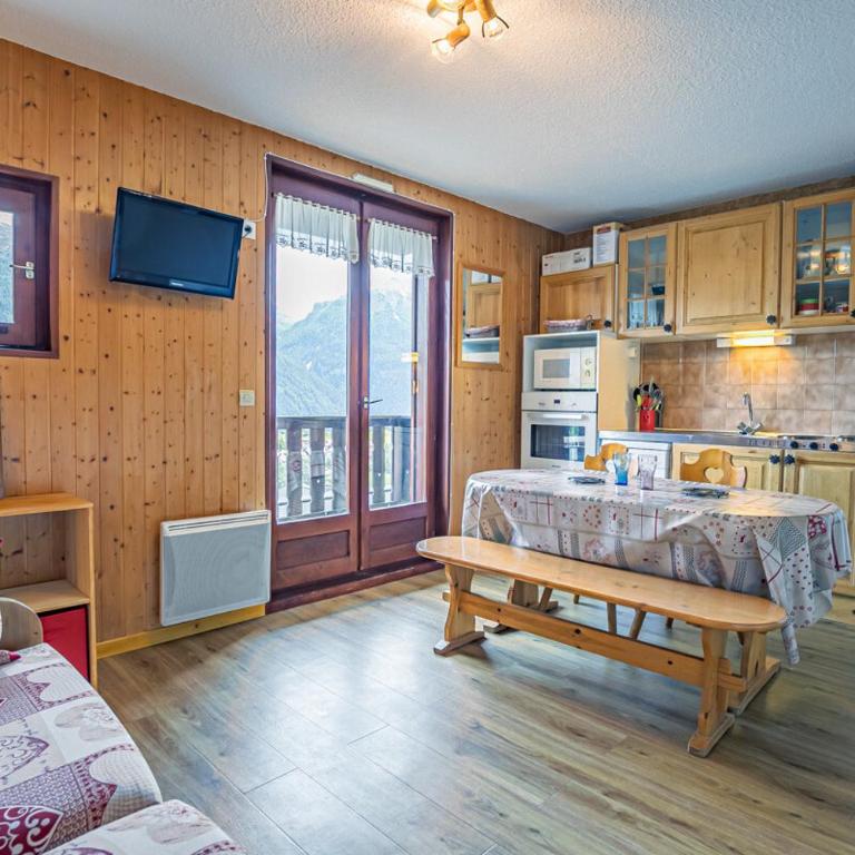 Résidence Saint Sebastien - En étage avec une vue dégagée sur les montagnes. MAE-1133 - Monolocale - 7