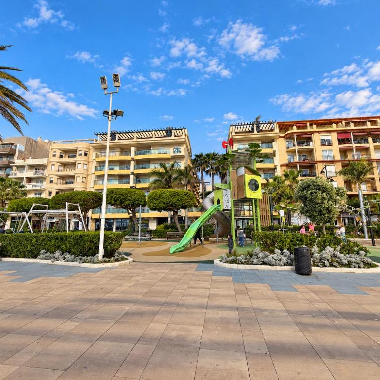 Room City Estepona M Mendez 2BR parking beach - Apartamento de 2 dormitorios - 34
