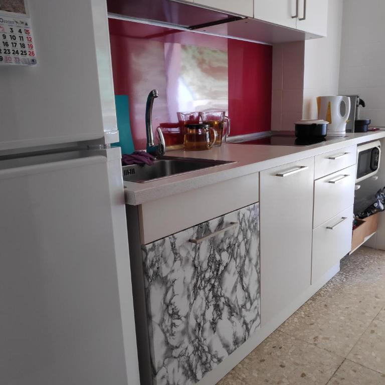 MARAVILLOSAS VISTAS AL MAR con piscina - Apartamento de 2 dormitorios - 4