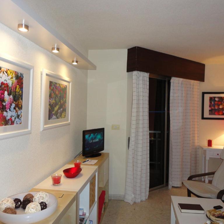 MARAVILLOSAS VISTAS AL MAR con piscina - Apartamento de 2 dormitorios - 16