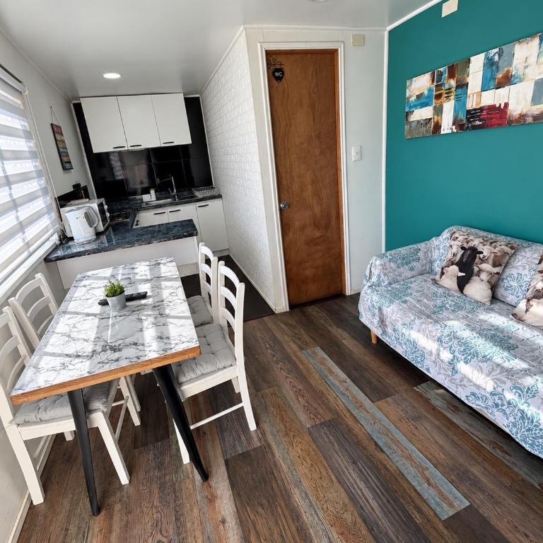 Black House - Two-Room Apartment - 3
