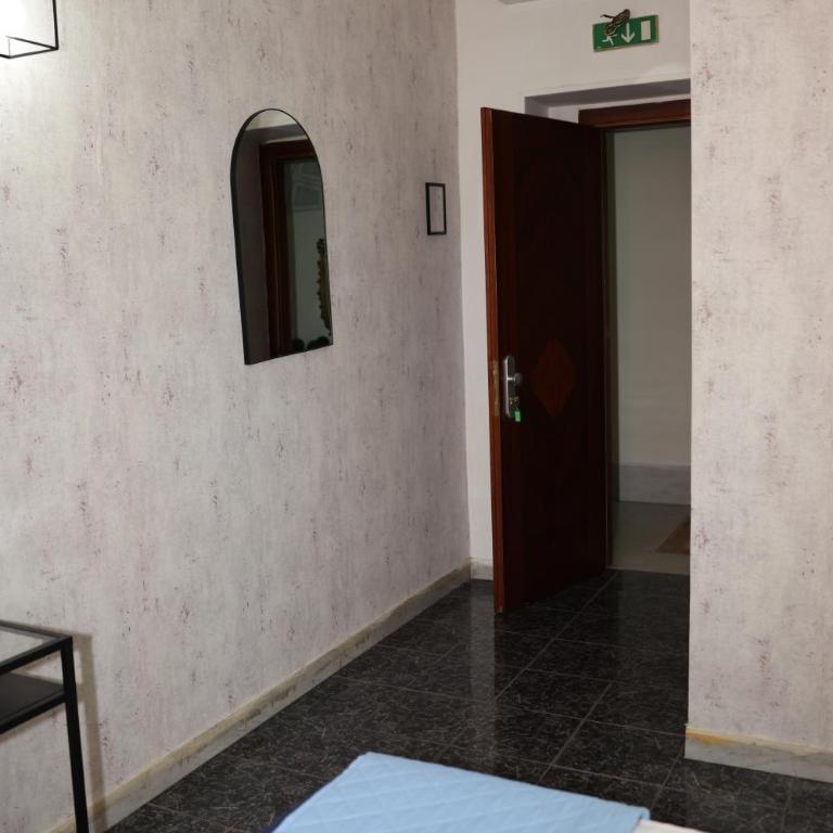 Khan Siraj Guesthouse - Deluxe Zimmer - 7