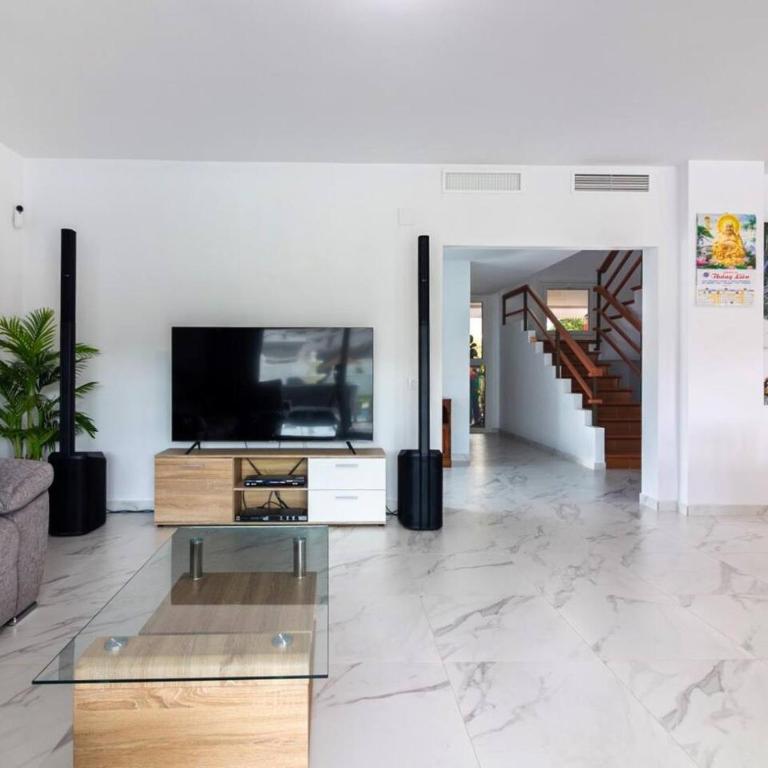 Villa Selvetta Puerto Marina - Villa con piscina privada - 53