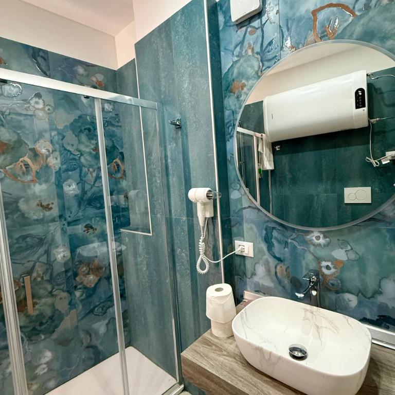 B&B Into Palermo Rooms vicino al teatro Massimo - Camera Quadrupla Classic - 16