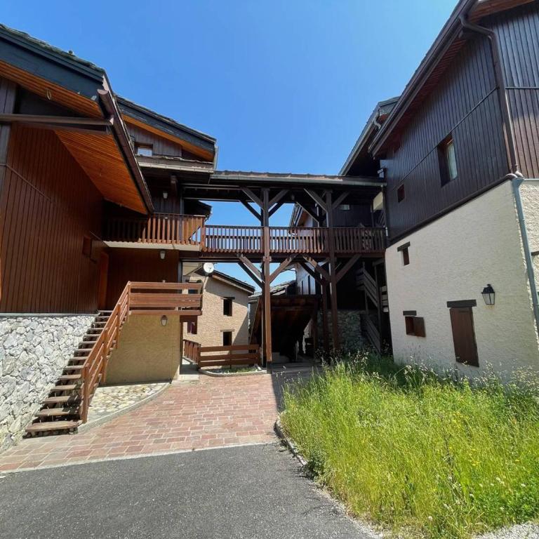 2 pièces au centre de Valmorel, proche commerces et remontées mécaniques - Appartement 1 Chambre - 16