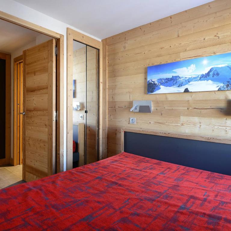 Grand appartement rénové pour 15 pers. · Proche pistes · Espace bien-être - Five-Bedroom Apartment - 16