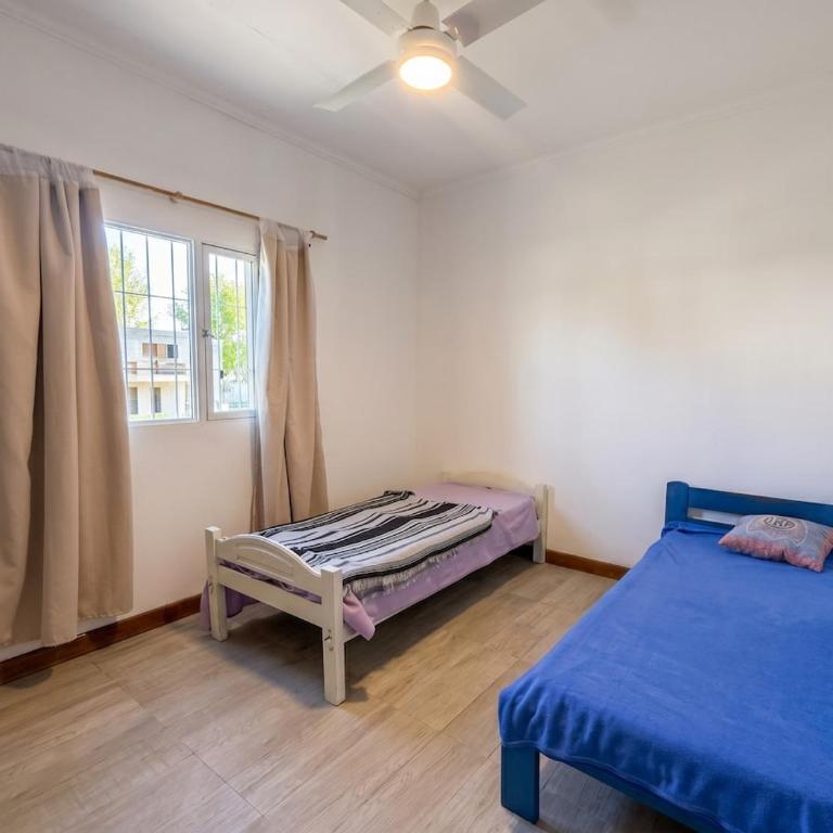 Gran patio y quincho enorme para grandes asados - Two-Bedroom House - 3