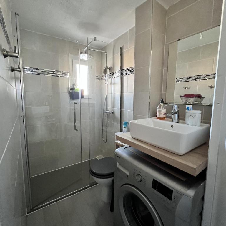 La Parenthèse Bandolaise - Parking Privé - Climatisation - Calme - Appartement 2 Chambres - 6