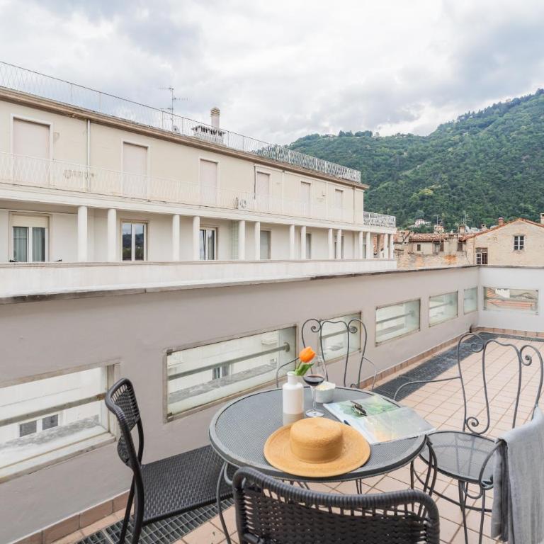 Duomo View Balconies by Rent All Como - Apartamento - 2