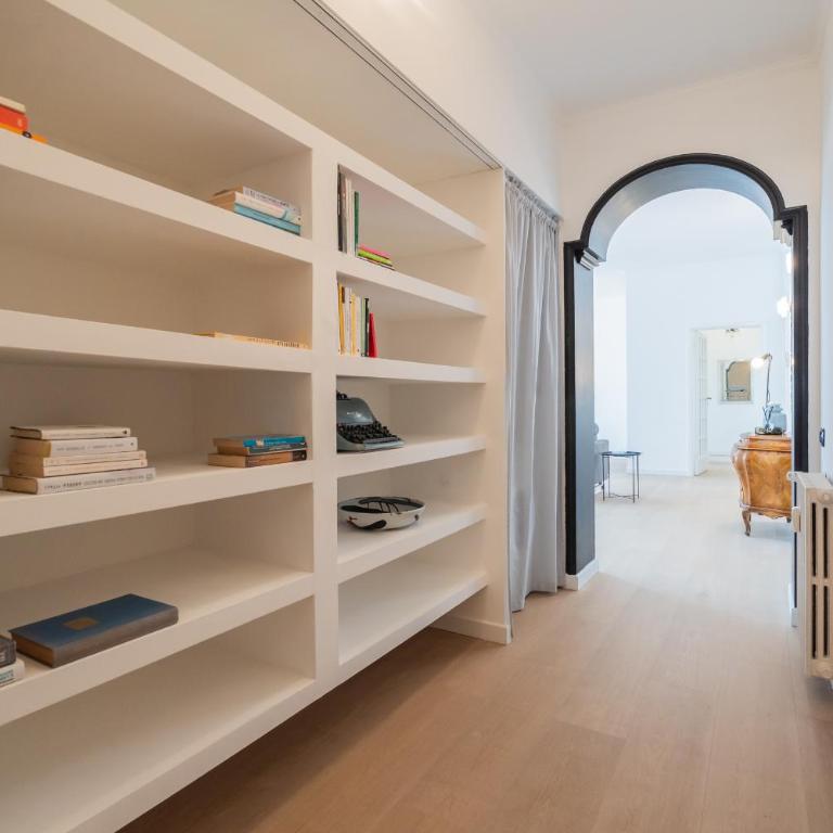 Duomo View Balconies by Rent All Como - Apartamento - 9