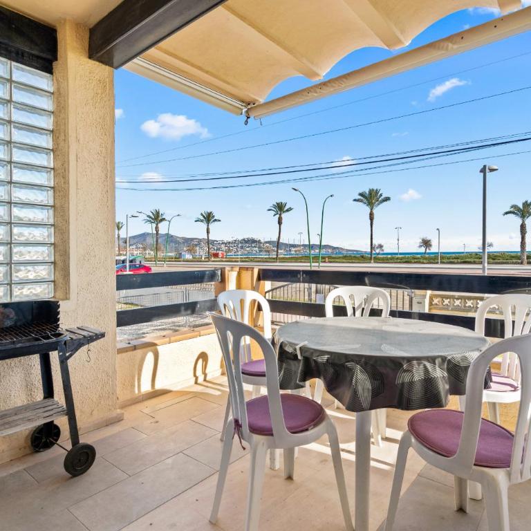 WELCS APARTAMENTO 458 EMP frente al Mar - Apartamento con vistas al mar - 4