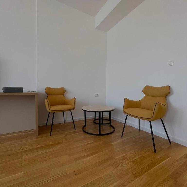 Delux Apartmani Dadi Plaza - Deluxe Apartment mit Balkon und 2 Schlafzimmern - 13