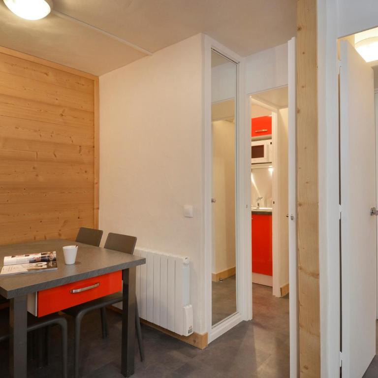Studio rénové avec balcon, proche des pistes, cuisine équipée, animaux admis - Monolocale - 7