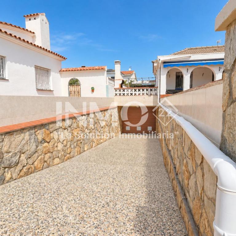 Casa independiente a pocos metros de la playa 106D - INMO22 - Three-Bedroom House - 17