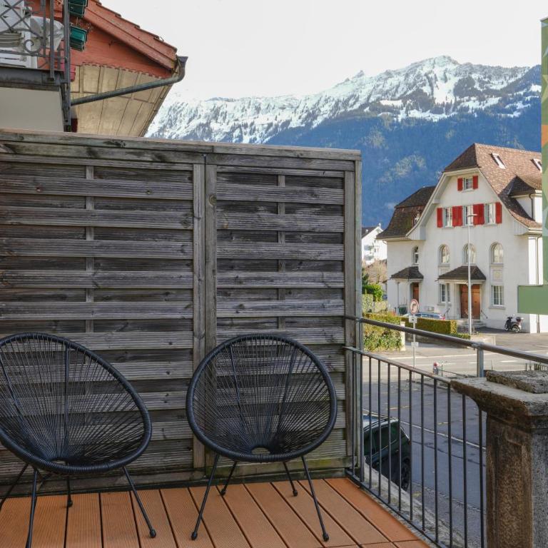 Edis Apartment 2 In the heart of Interlaken - Two-Bedroom Apartment - 9