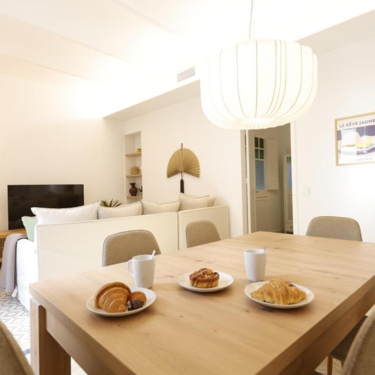 Bravissimo Santa Clara 53, 3-bedroom near Plaça Independència - Apartamento de 3 dormitorios - 7