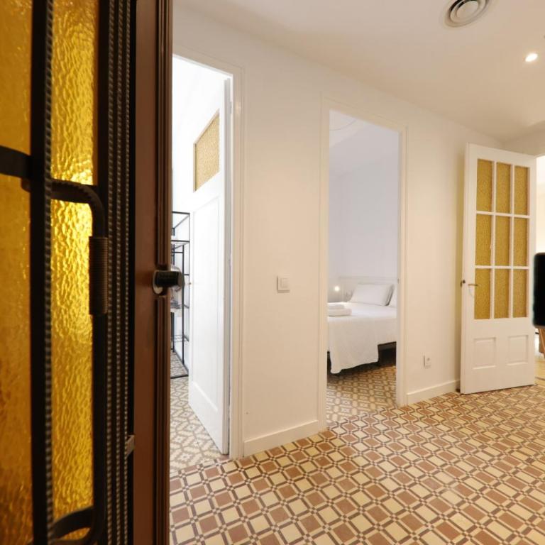 Bravissimo Santa Clara 53, 3-bedroom near Plaça Independència - Apartamento de 3 dormitorios - 17