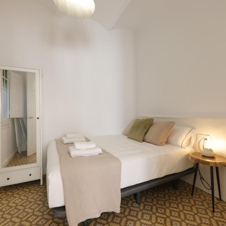 Bravissimo Santa Clara 53, 3-bedroom near Plaça Independència - Apartamento de 3 dormitorios - 6
