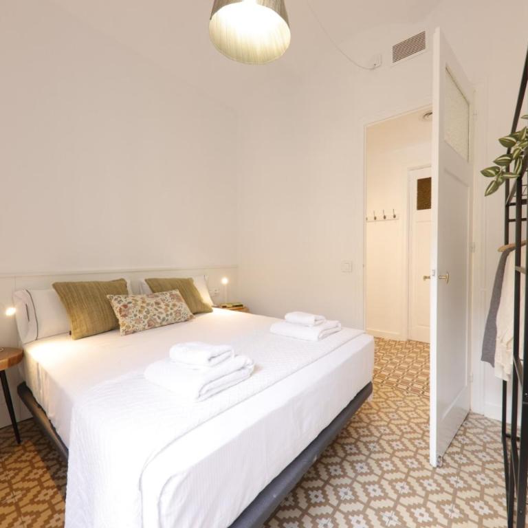 Bravissimo Santa Clara 53, 3-bedroom near Plaça Independència - Apartamento de 3 dormitorios - 5