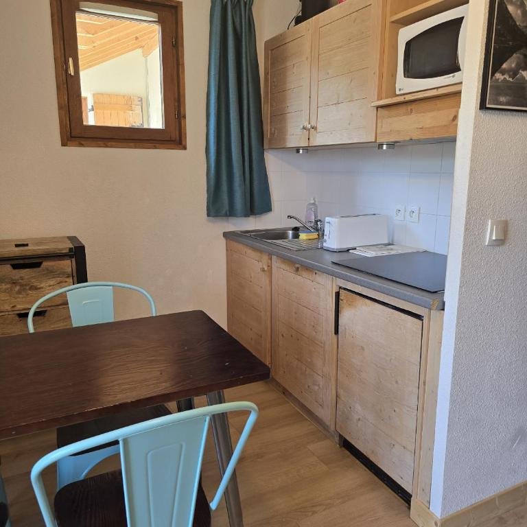 Les Ecureuils B N06 - 2P4C - Appartement - 1