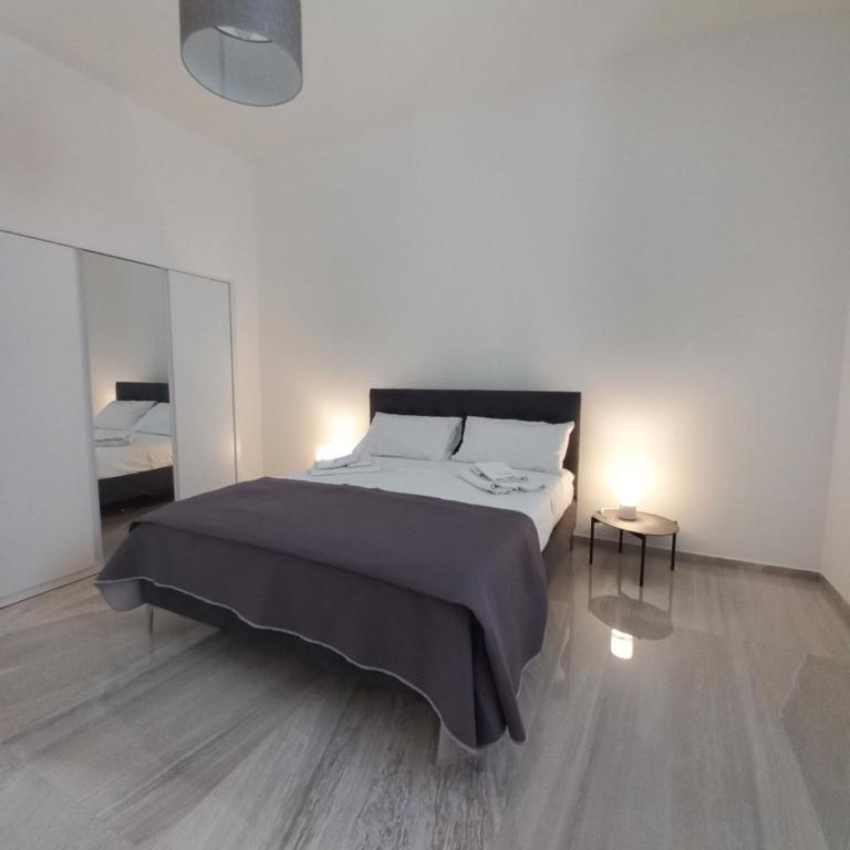Porta Rudiae Suites - Two-Bedroom Apartment - 16