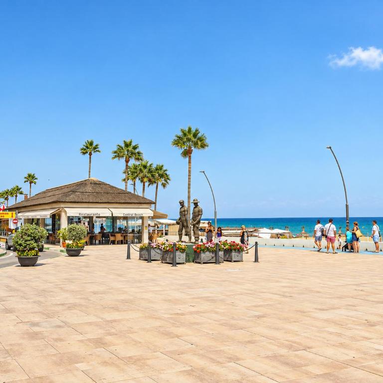 Cubo's Estepona Oceanview Apartment & Free Parking - Apartment - 38