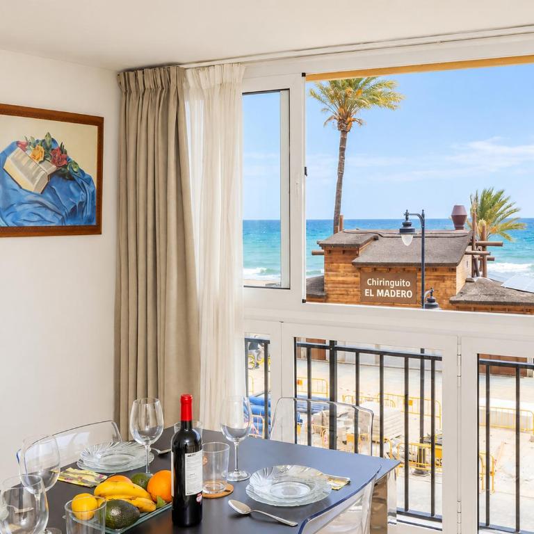 Cubo's Estepona Oceanview Apartment & Free Parking - Apartment - 31