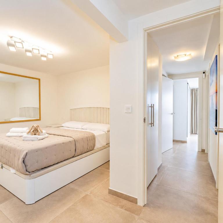 Cubo's Estepona Oceanview Apartment & Free Parking - Apartment - 18