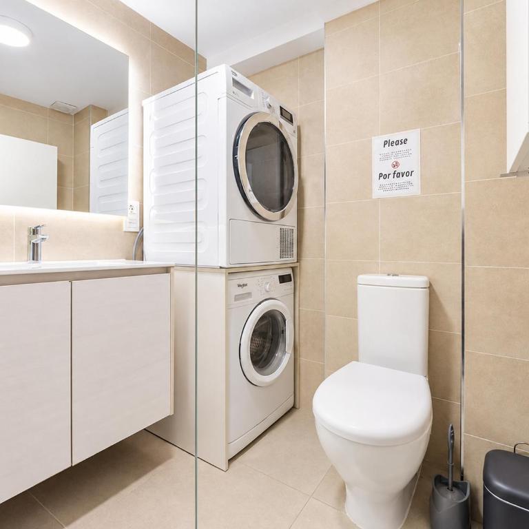 Cubo's Estepona Oceanview Apartment & Free Parking - Apartment - 28