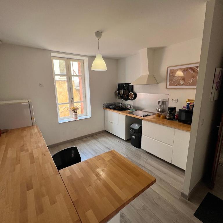 Grand appart - 1 Mai - Gare - 8 couchages - 2 douches - Clim - Apartamento de 2 dormitorios - 18
