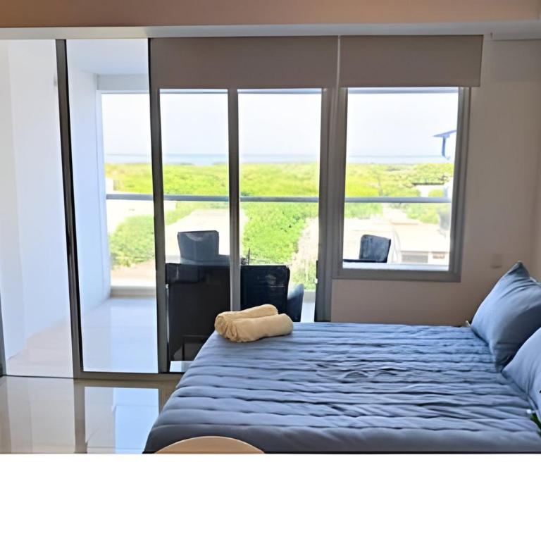 Brand New | Premium Studio, Strategic Location - Apartment - 7