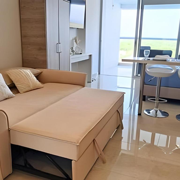 Brand New | Premium Studio, Strategic Location - Apartment - 12