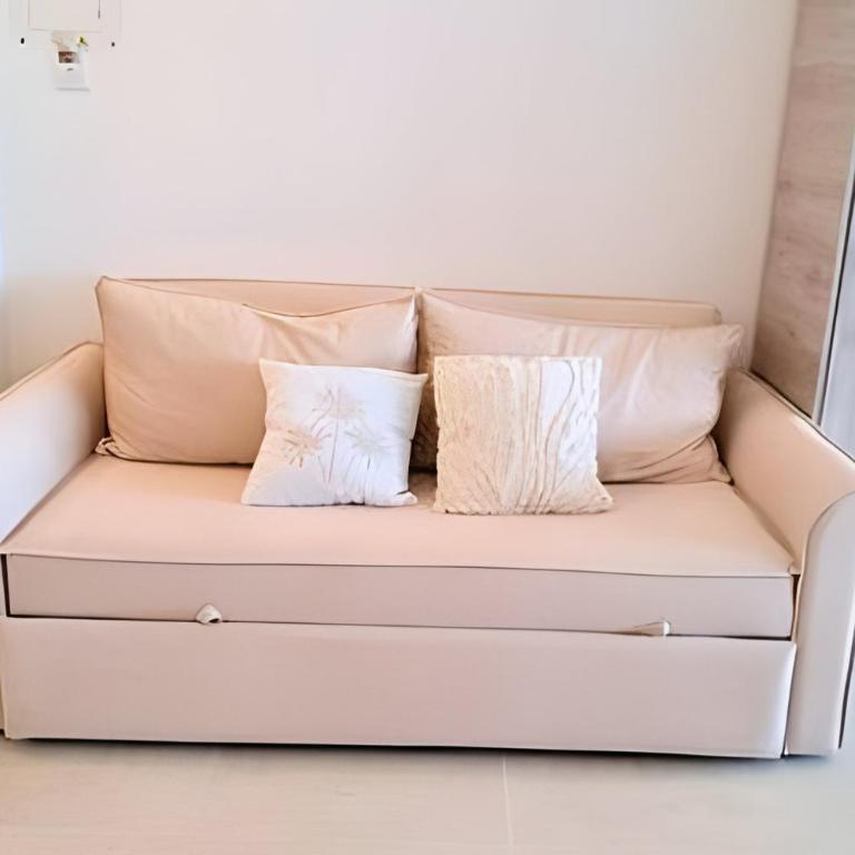 Brand New | Premium Studio, Strategic Location - Apartment - 19
