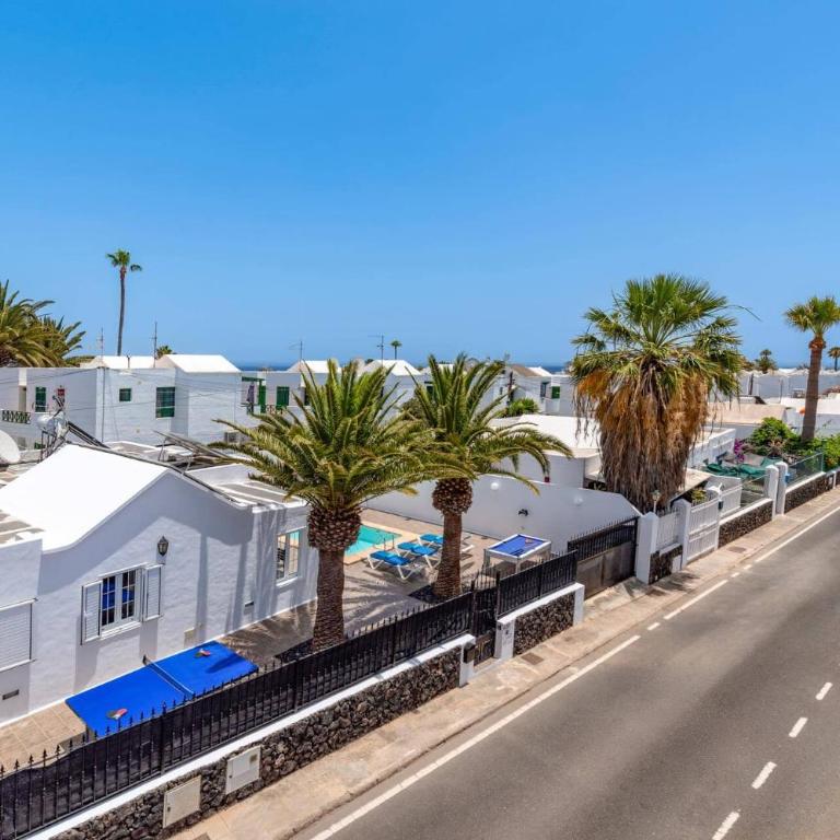 Villa Palmera by Villa Plus - Villa - 4