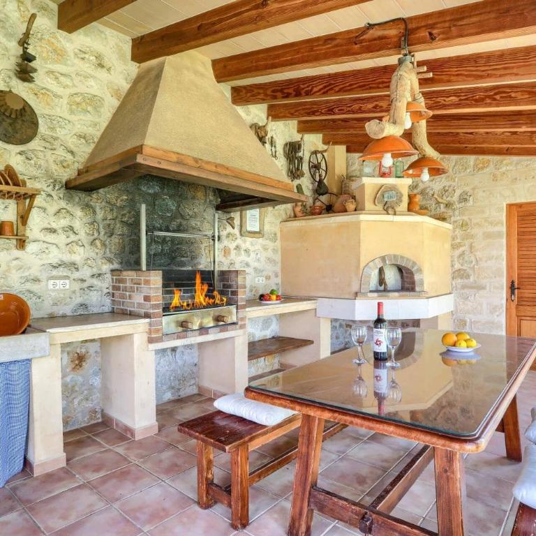 Villa Busqueroles by Villa Plus - Villa - 4