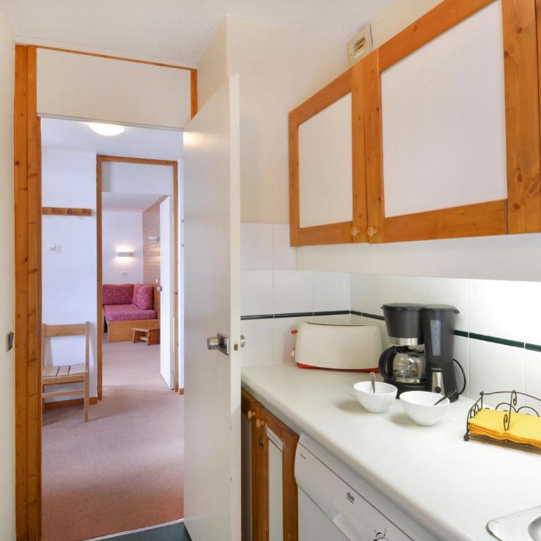 Appartement spacieux, ski aux pieds avec balcon, 5 pers - Apartamento de 1 dormitorio - 12