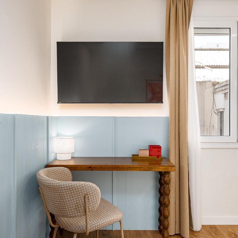 Elegant Stay at Sagrada Familia - Mallorca Street - Four-Bedroom Apartment with Balcony - 18