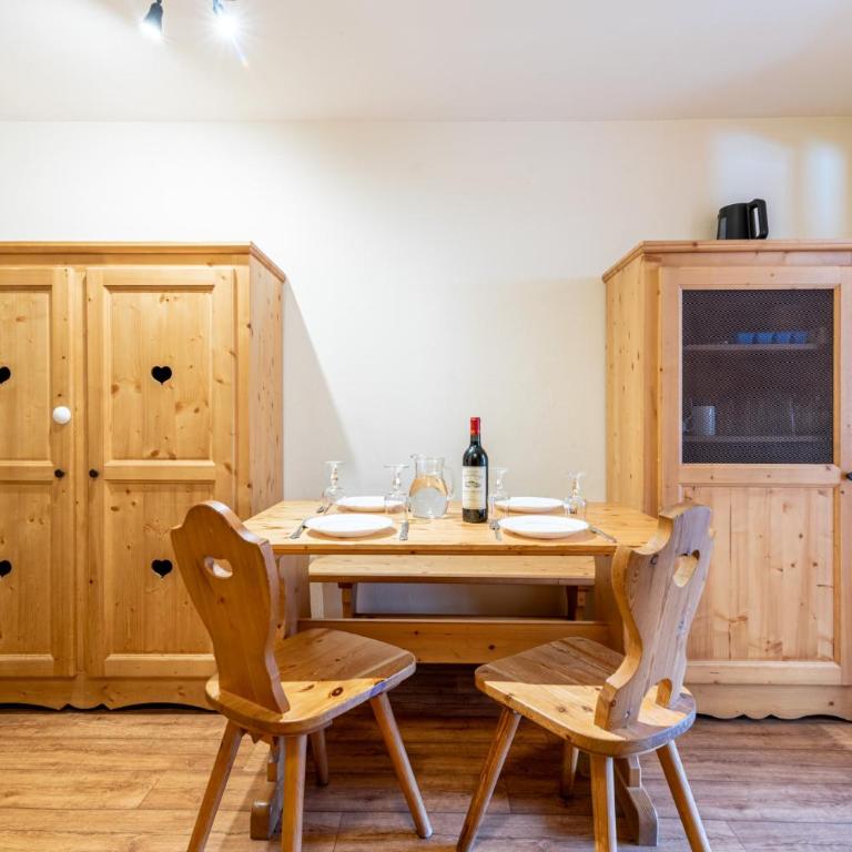 Chalet Alpina résidence Val Claret - Appartement avec Balcon - 6