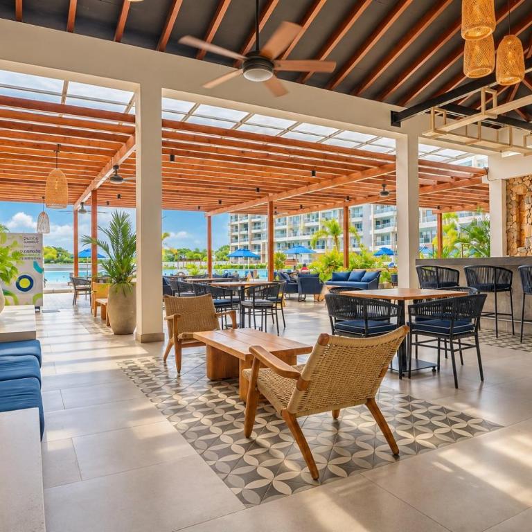 Baia Kristal: playa privada, laguna y balcón - One-Bedroom Apartment with Balcony - 49
