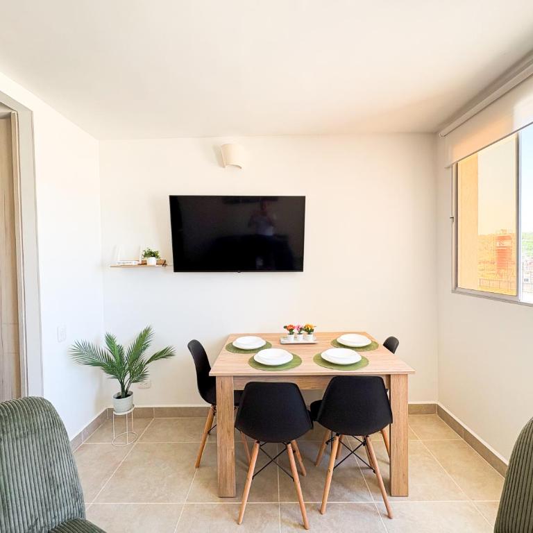 Apartamento completo-playa, piscina, tranquilidad - Two-Bedroom Apartment with Balcony - 31
