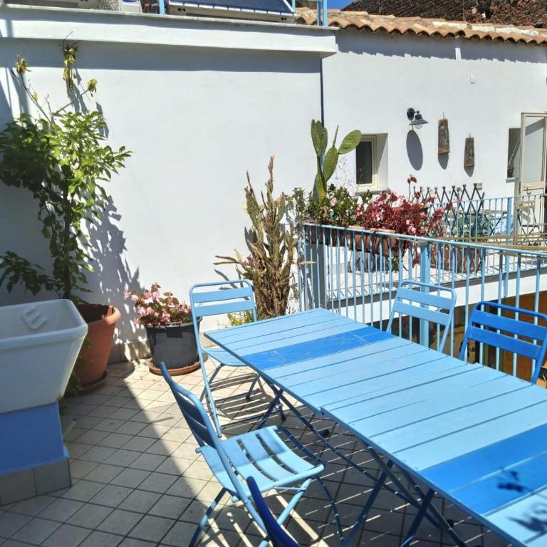Ostello City In Hostel B&B - Camera Familiare con Bagno Privato - 1