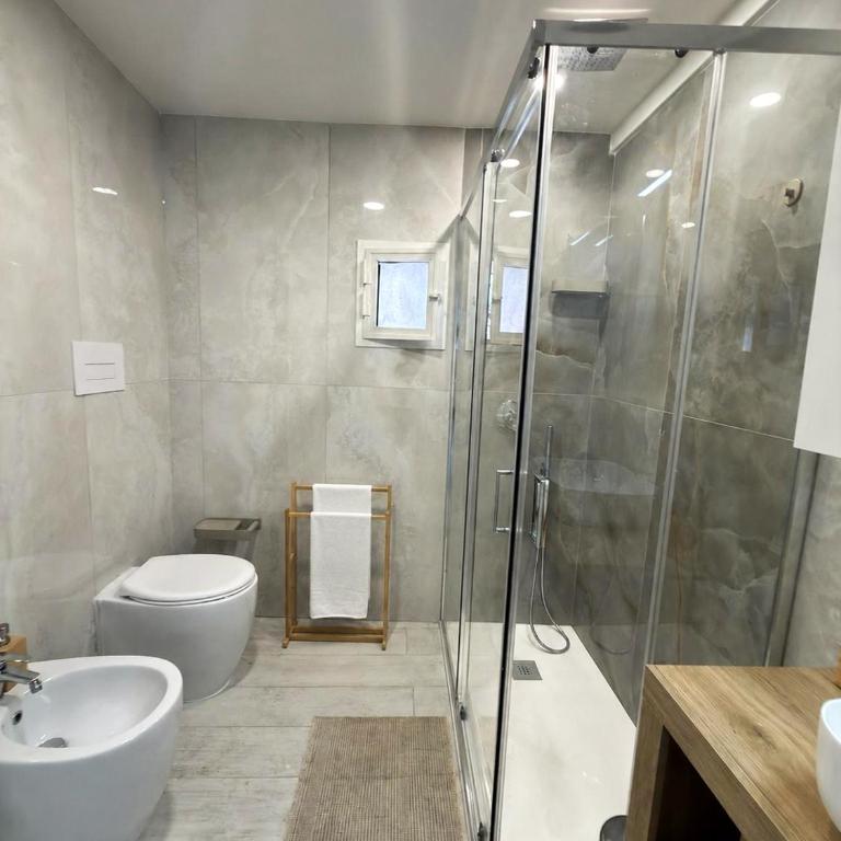DiGiacomo's House - Two-Bedroom Apartment - 6