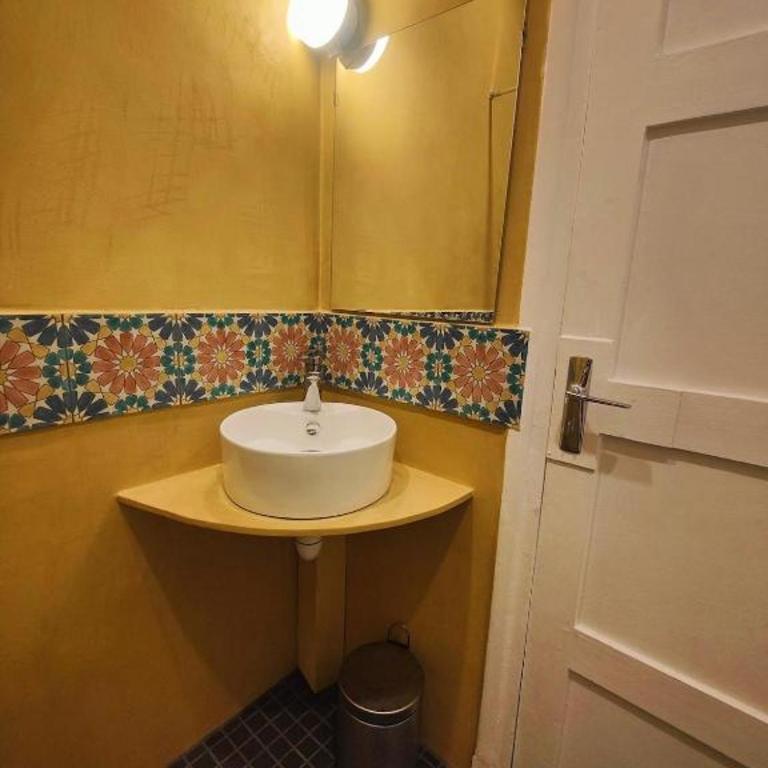 appartement cosy avec vue sur le canal - Apartamento de 1 dormitorio - 7