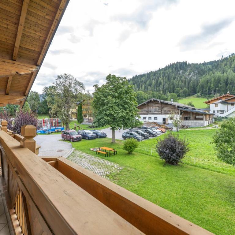 Ferienhaus Kahr - Deluxe-Apartment mit 2 Schlafzimmern und Gartenblick - 24
