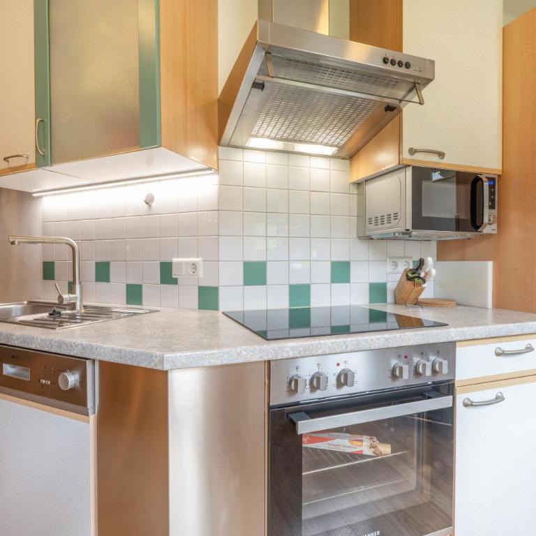 Ferienhaus Kahr - Deluxe-Apartment mit 2 Schlafzimmern und Gartenblick - 13