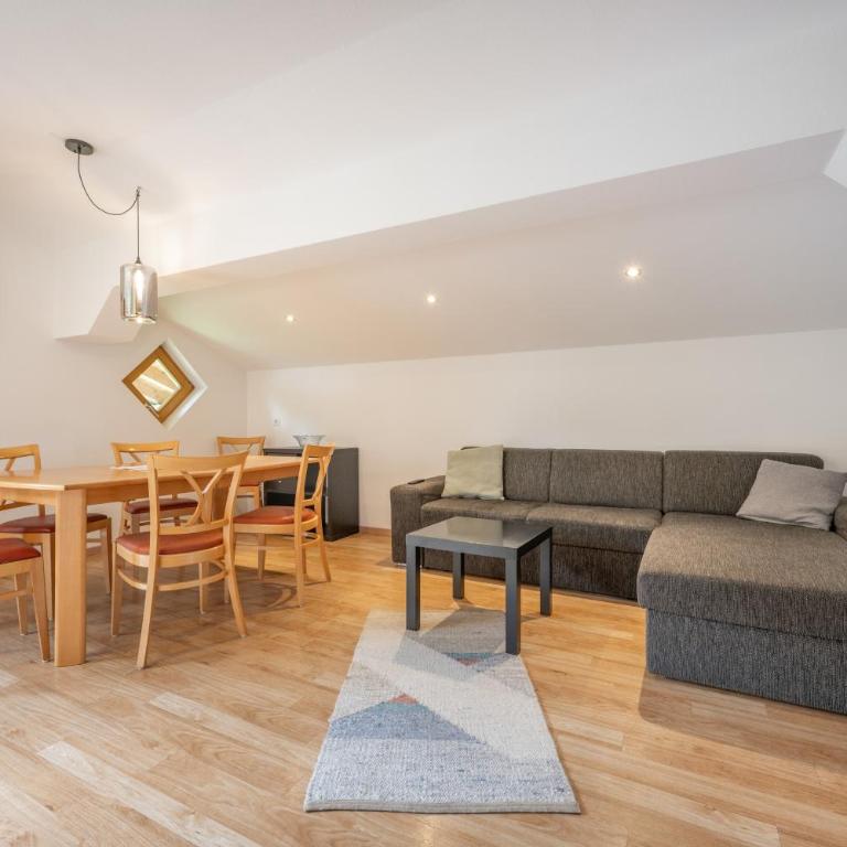 Ferienhaus Kahr - Deluxe-Apartment mit 2 Schlafzimmern und Gartenblick - 8