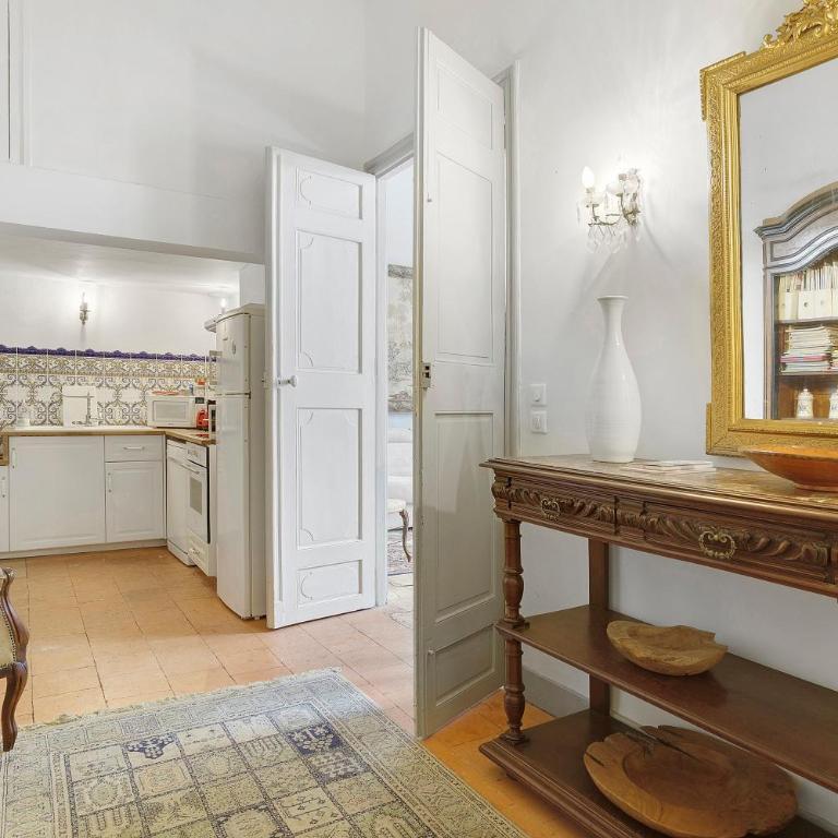 La Suite Barbes - Superior Apartment mit 1 Schlafzimmer und Balkon - 11