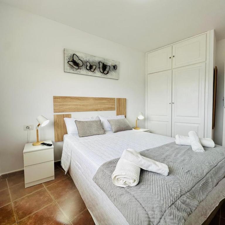 Exclusive 1-Bedroom Apartment in Las Américas - Apartamento de 2 dormitorios - 9