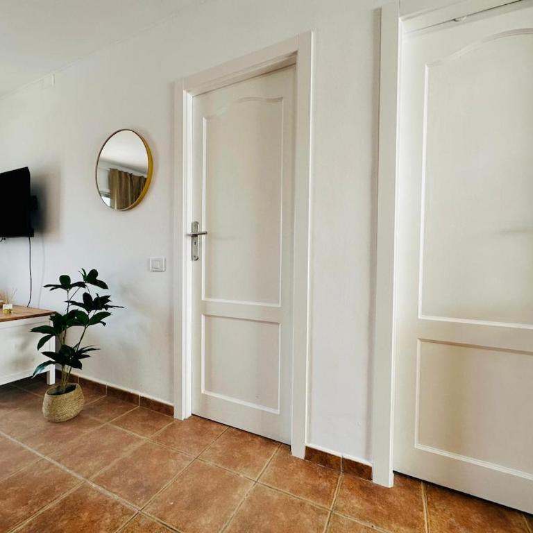 Exclusive 1-Bedroom Apartment in Las Américas - Apartamento de 2 dormitorios - 12